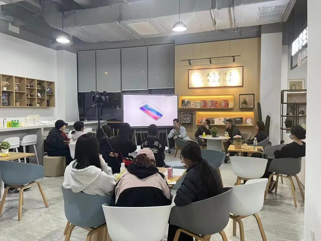 壯游派 | 第三期國際交流圓桌會圓滿收官 以藝術之名，聯結世界心靈